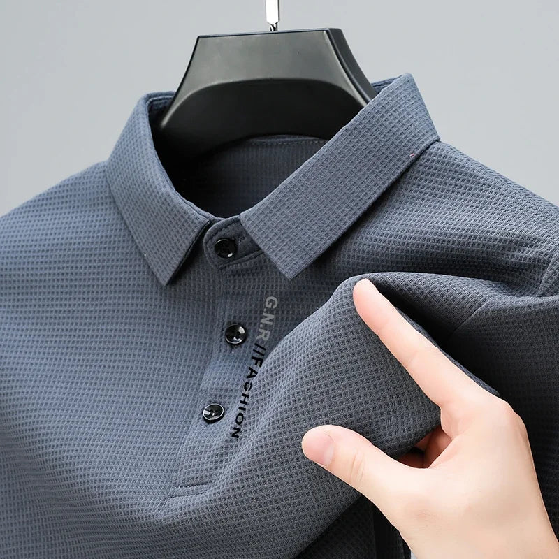 Polo Waffle Masculina Manga Longa – Estilo Casual Premium com Estampa Letter