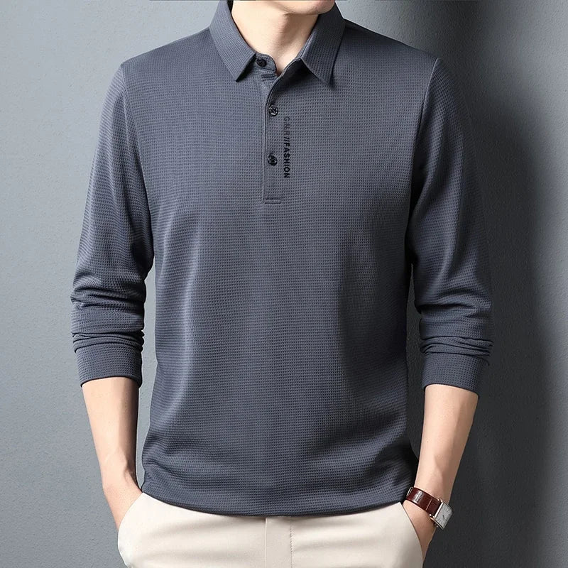 Polo Waffle Masculina Manga Longa – Estilo Casual Premium com Estampa Letter